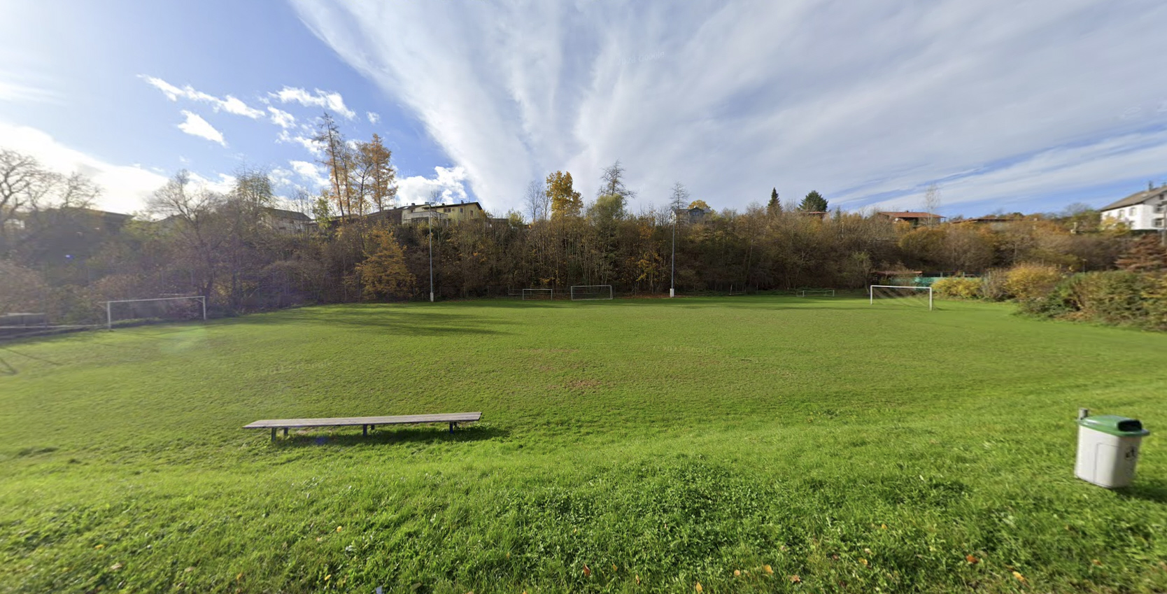 Neues zum Kunstrasenplatz